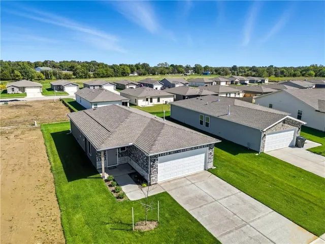 $274,990 | 20821 Rushmore Street, Edgerton, KS 66021