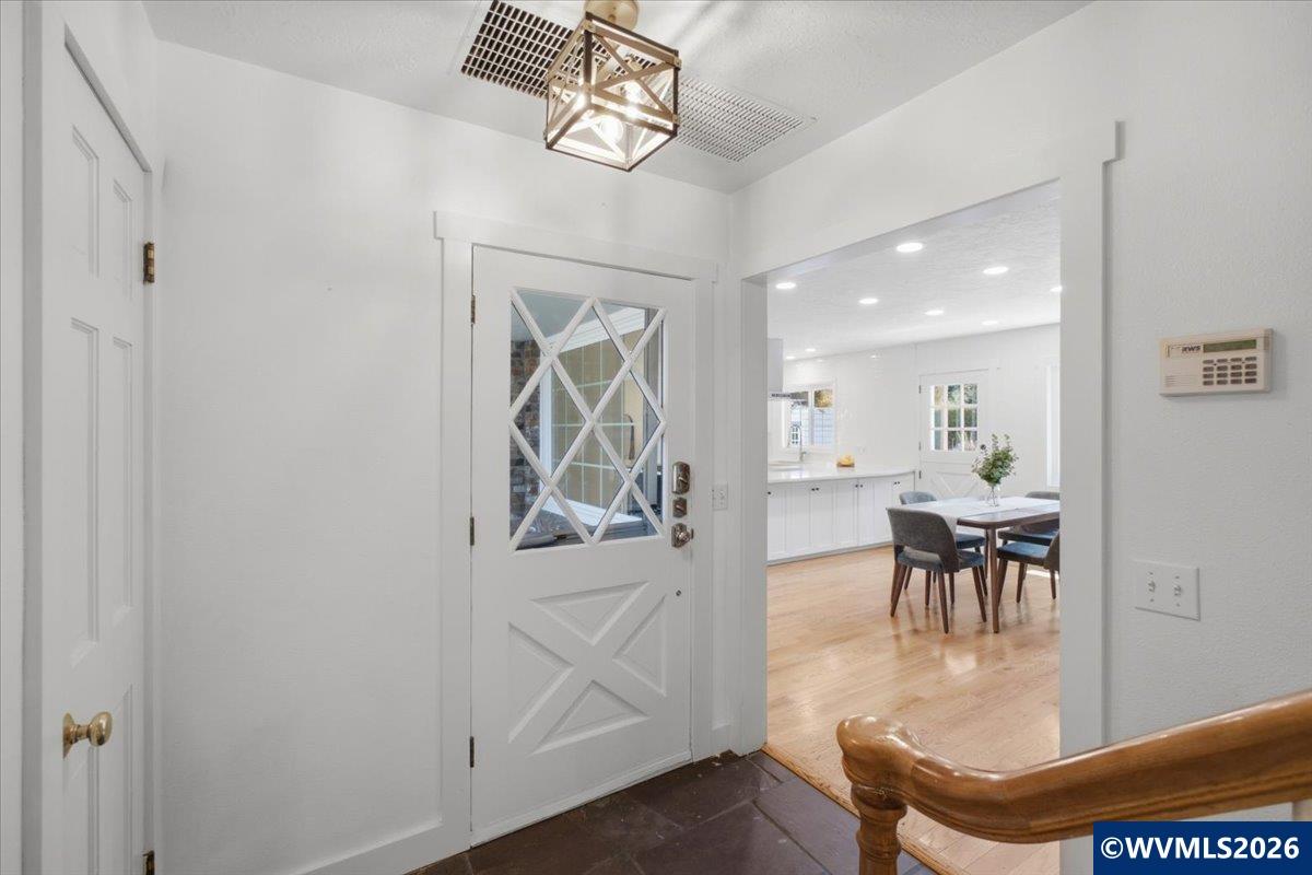 2715 Southwest Park Terrace Albany, OR 97321 - Photo 5 of 50