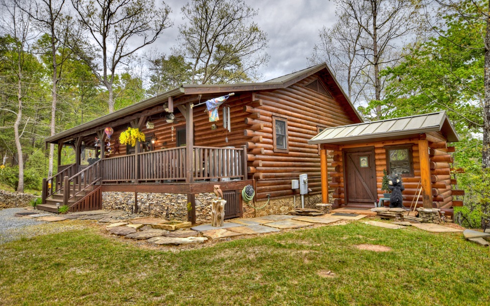200 Uphill Road Blue Ridge, GA 30513 - Photo 1 of 4 Main View