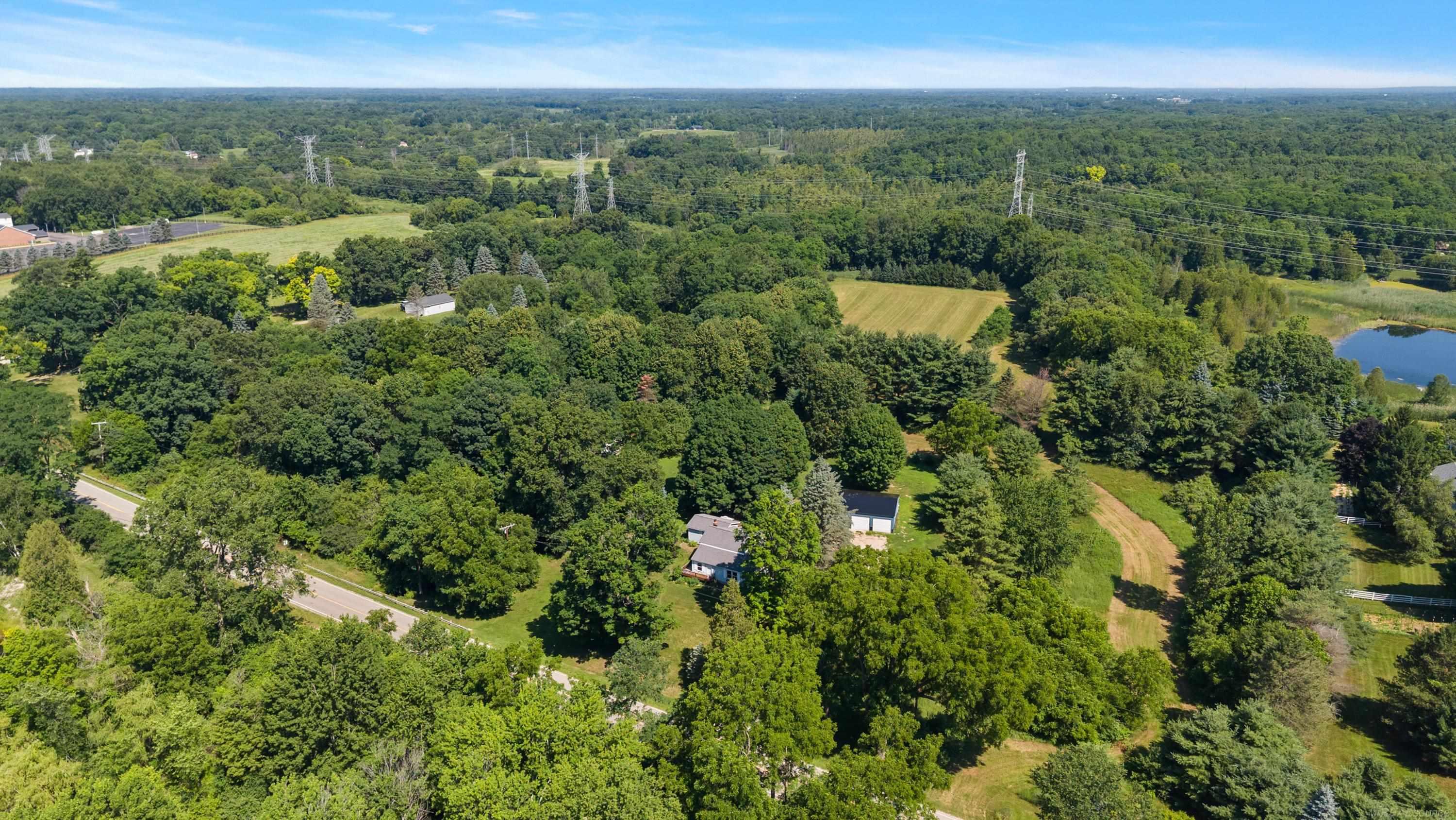 149 East Hunters Creek Road Lapeer, MI 48446 - Photo 63 of 71 50215016-27321870-a8bf-455d-9bc8-7254115f064a.JPG