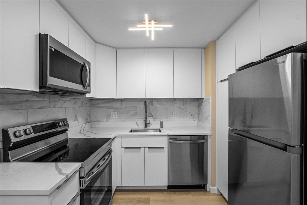 75 Nicholas Road, Unit K Framingham, MA 01701 - Photo 5 of 20 Gallery Image 5