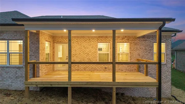 $369,900 | 422 Pine Dr Circle, Henryville, IN 47126