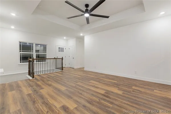 $369,900 | 422 Pine Dr Circle, Henryville, IN 47126