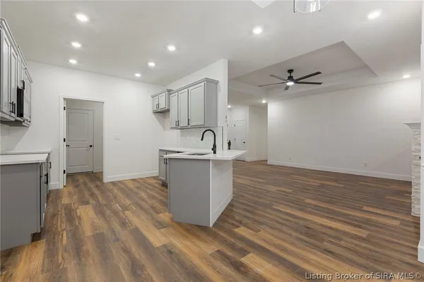 $369,900 | 422 Pine Dr Circle, Henryville, IN 47126