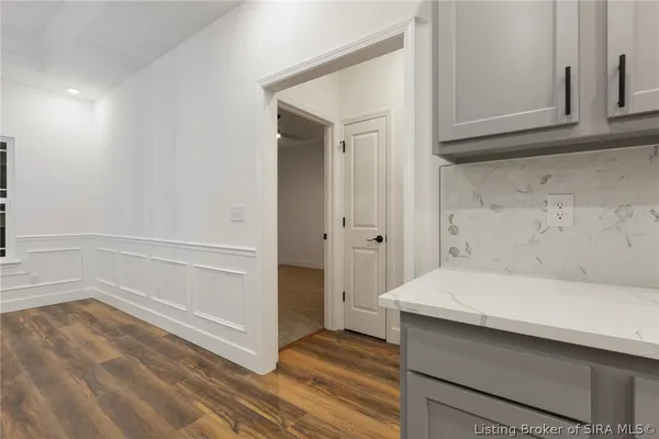 $369,900 | 422 Pine Dr Circle, Henryville, IN 47126