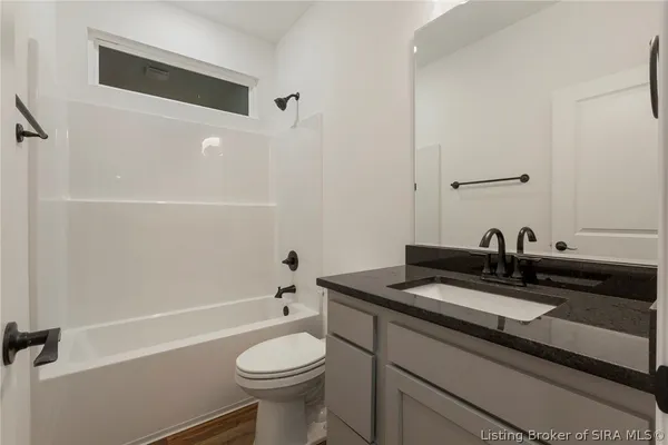 $369,900 | 422 Pine Dr Circle, Henryville, IN 47126