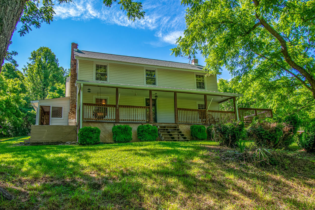 397 Church Hill Road Buchanan, VA 24066 - Photo 2 of 42 1