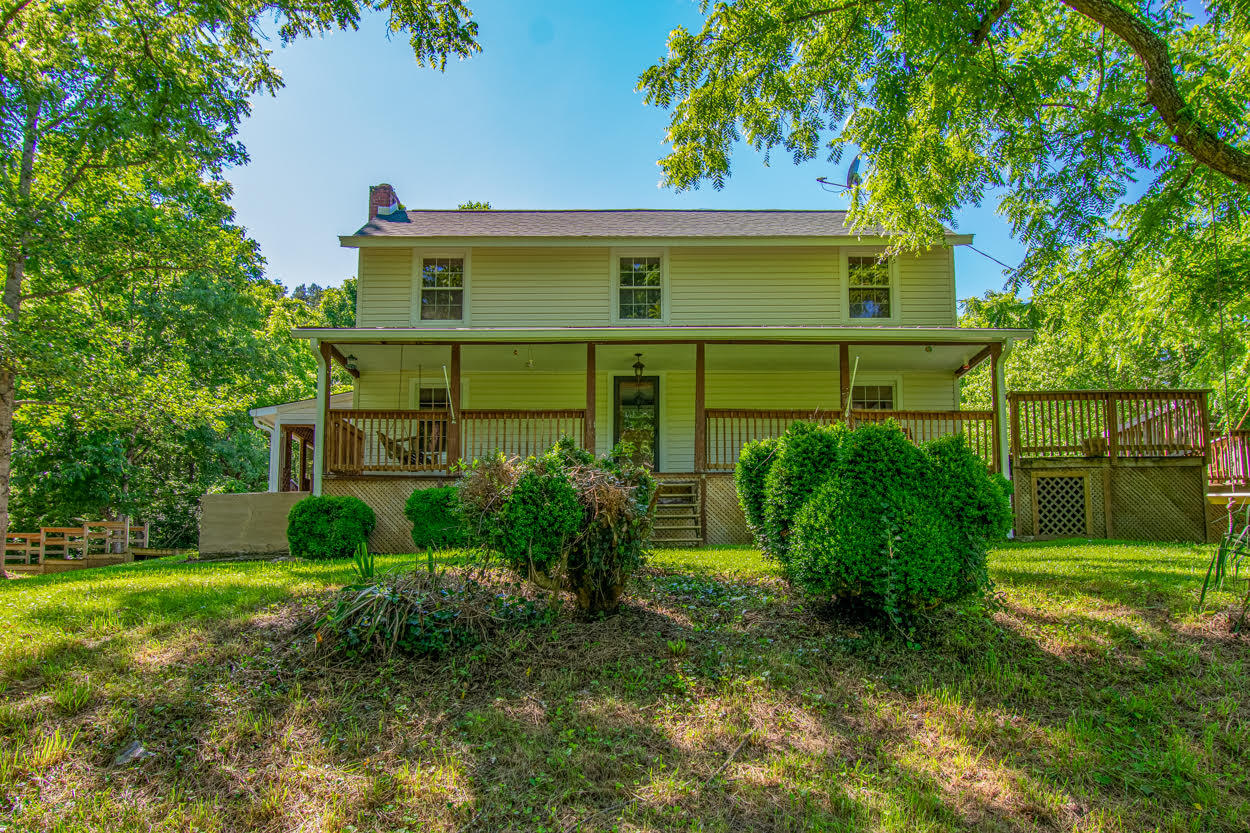 397 Church Hill Road Buchanan, VA 24066 - Photo 4 of 42 4