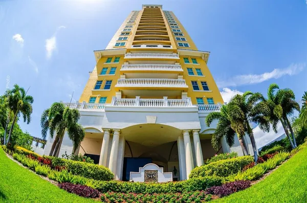 $2,800 | 345 Bayshore Boulevard, Unit 609, Tampa, FL 33606