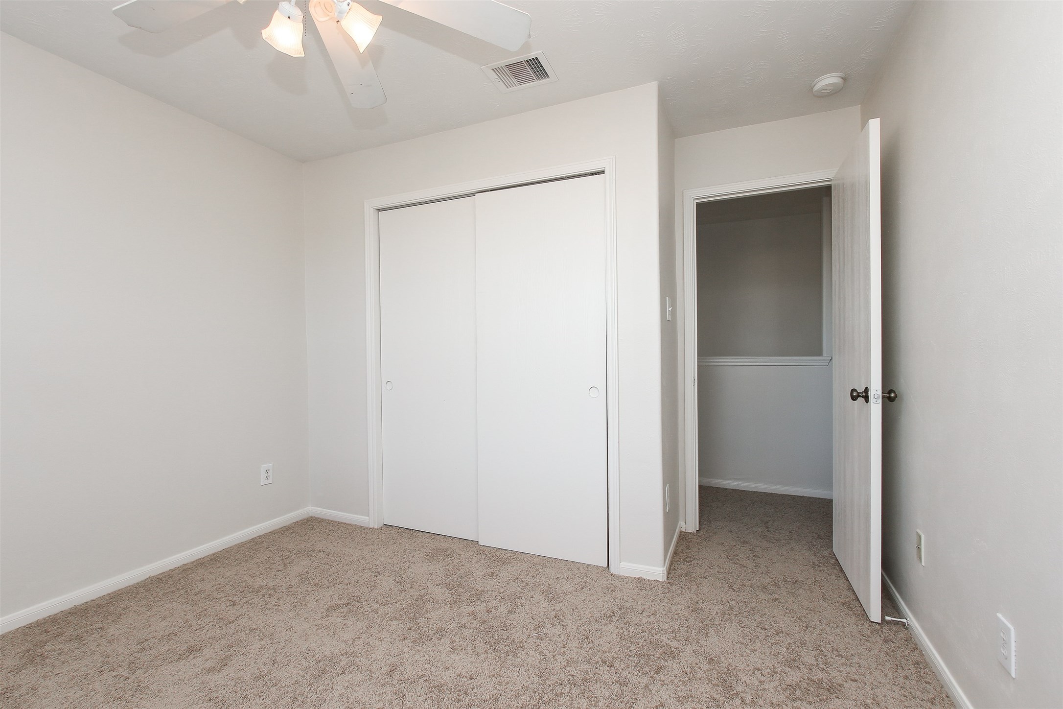6103 Menor Crest Drive Spring, TX 77388 - Photo 32 of 41 2nd bedroom upstairs