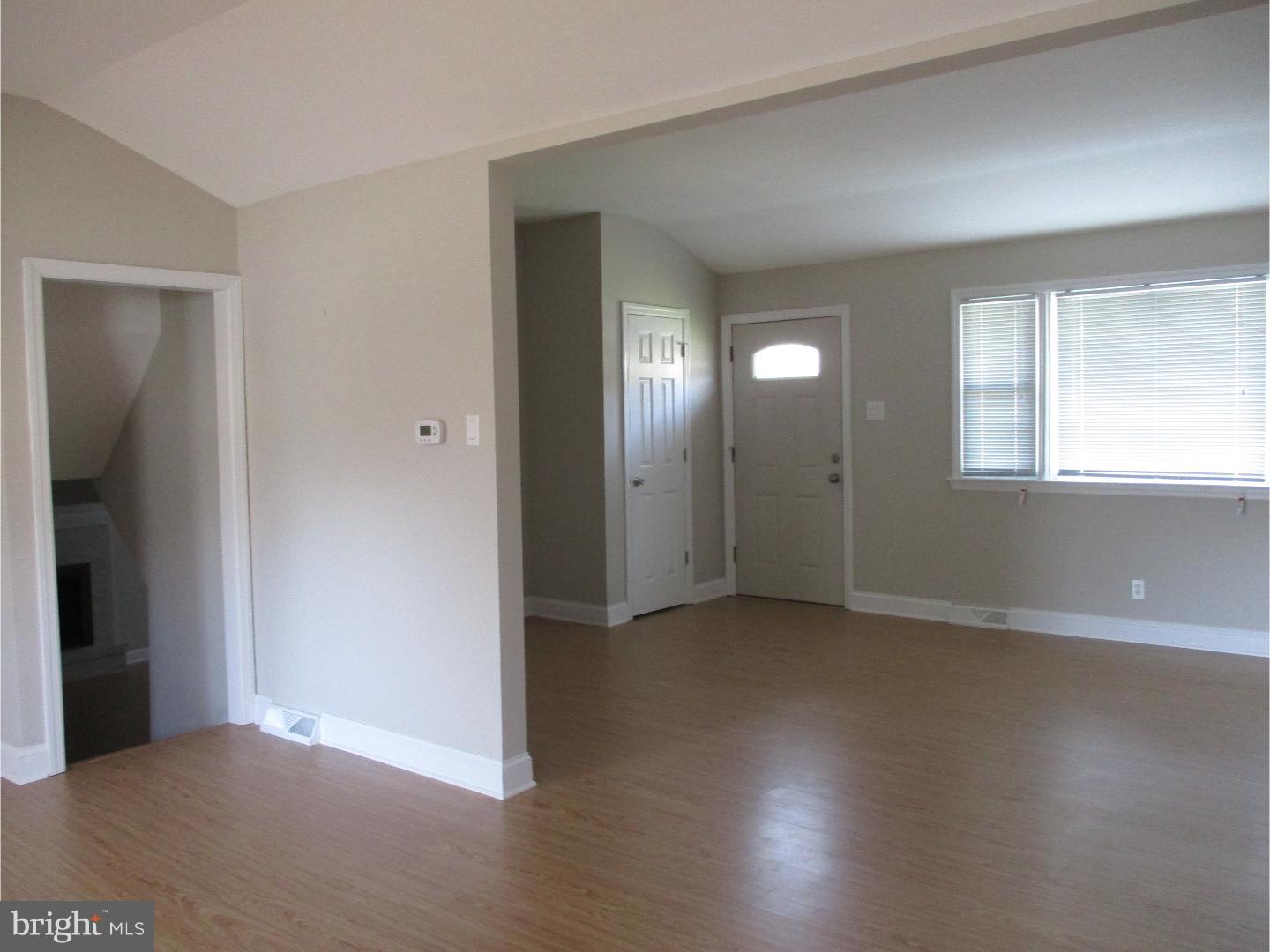 207 Dale Place Lindenwold, NJ 08021 - Photo 8 of 15 Gallery Image 8