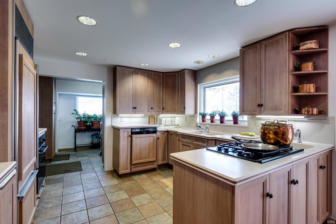 11834 Conway Road St. Louis, MO 63131 - Photo 11 of 19