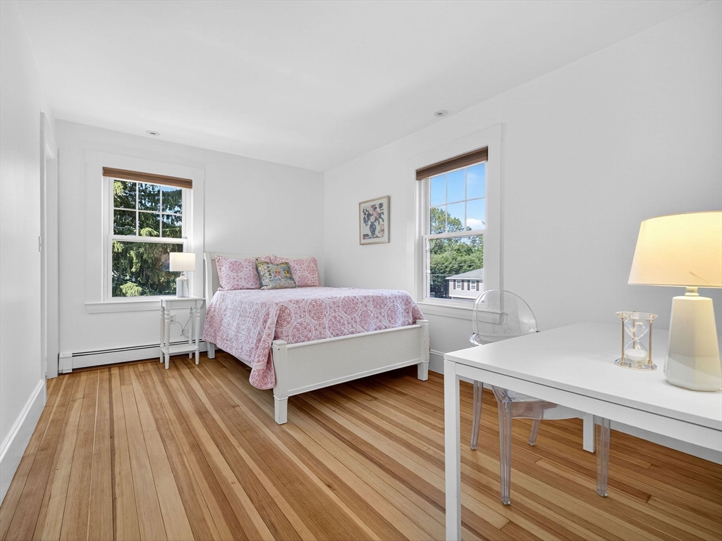 39 Twitchell Street Wellesley, MA 02482 - Photo 13 of 37