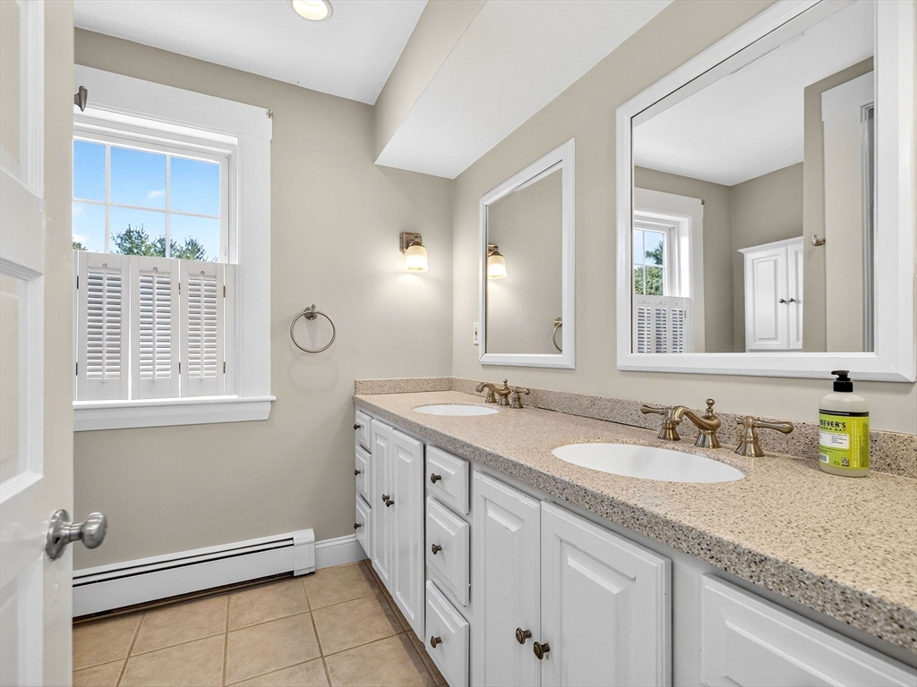 39 Twitchell Street Wellesley, MA 02482 - Photo 21 of 37