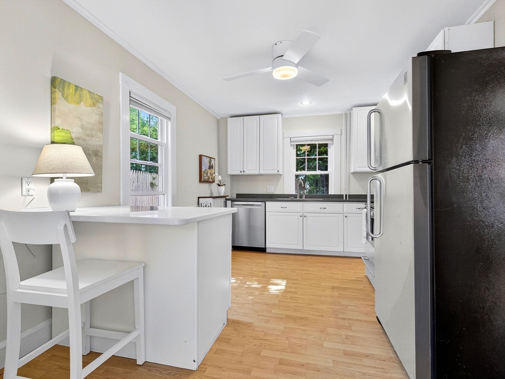 39 Twitchell Street Wellesley, MA 02482 - Photo 30 of 37