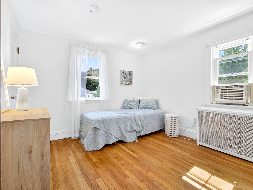 39 Twitchell Street Wellesley, MA 02482 - Photo 32 of 37