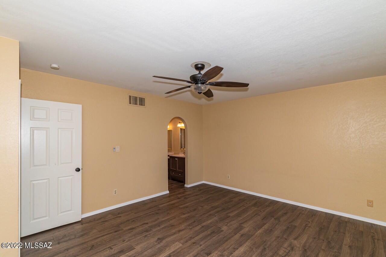 8255 North Oracle Road, Unit 212 Tucson, AZ 85704 - Photo 11 of 26
