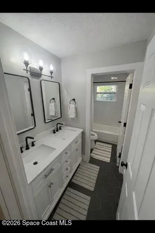 $895,000 | 4923 Flora Drive, Melbourne, FL 32934