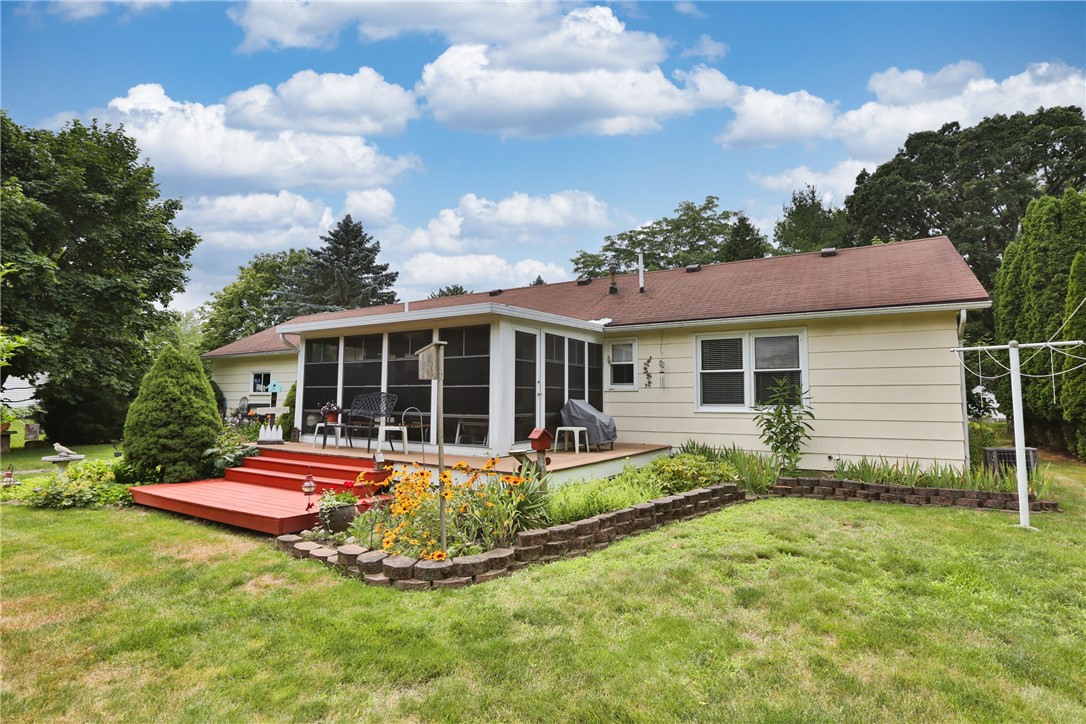 346 Palmer Road Riga, NY 14428 - Photo 11 of 46