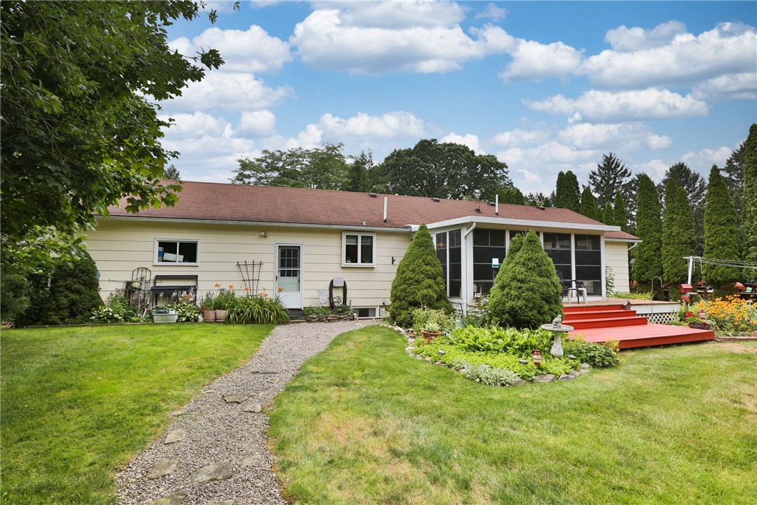 346 Palmer Road Riga, NY 14428 - Photo 12 of 46