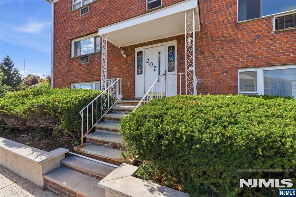 207 Polifly Road, Unit 4 Hackensack, NJ 07601 - Photo 1 of 15 Gallery Image 1