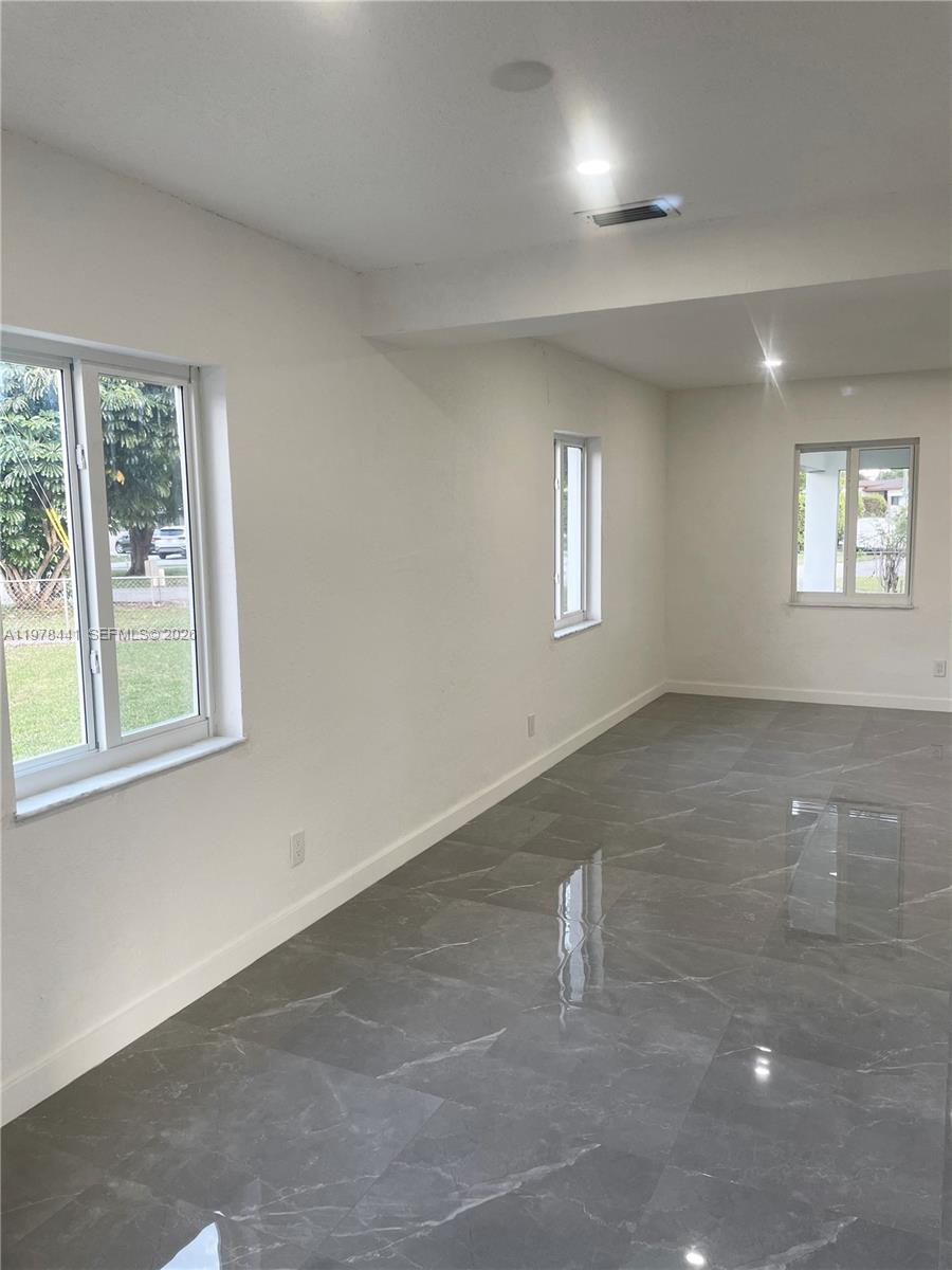 170 Southwest 63rd Court Miami, FL 33144 - Photo 17 of 29