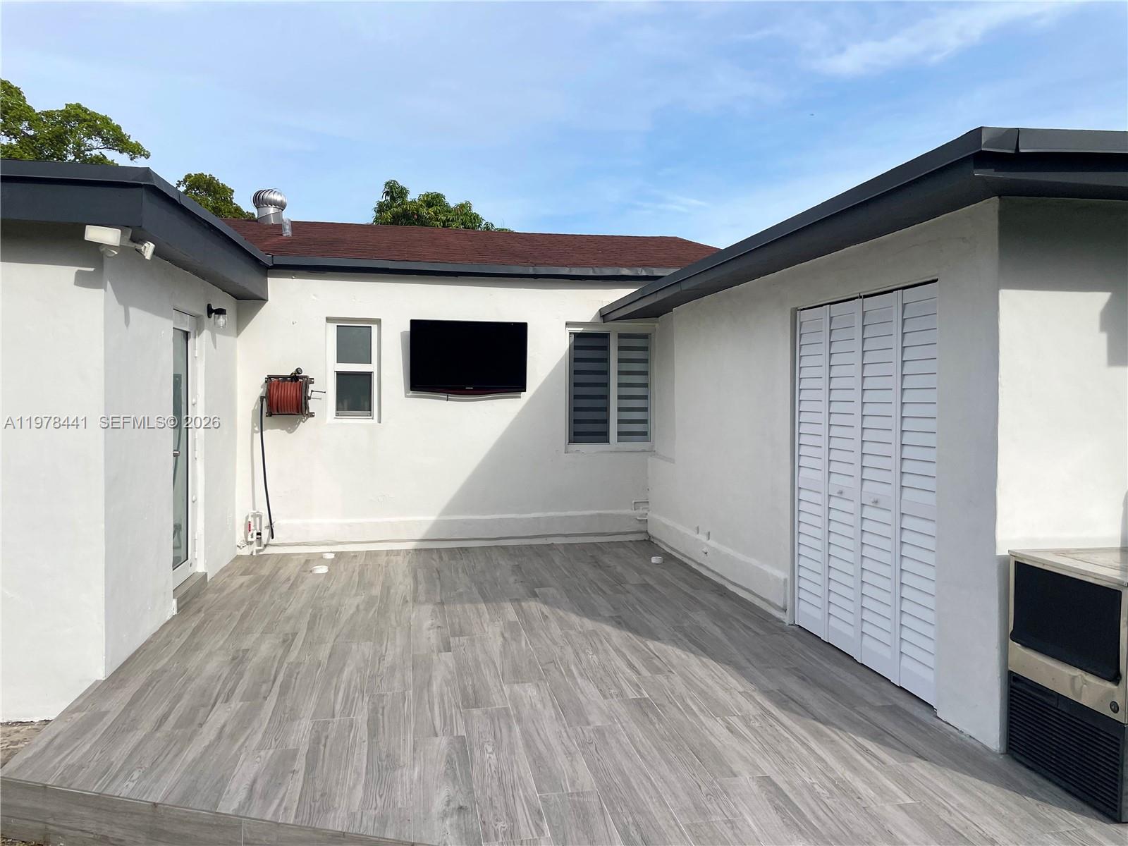 170 Southwest 63rd Court Miami, FL 33144 - Photo 20 of 29