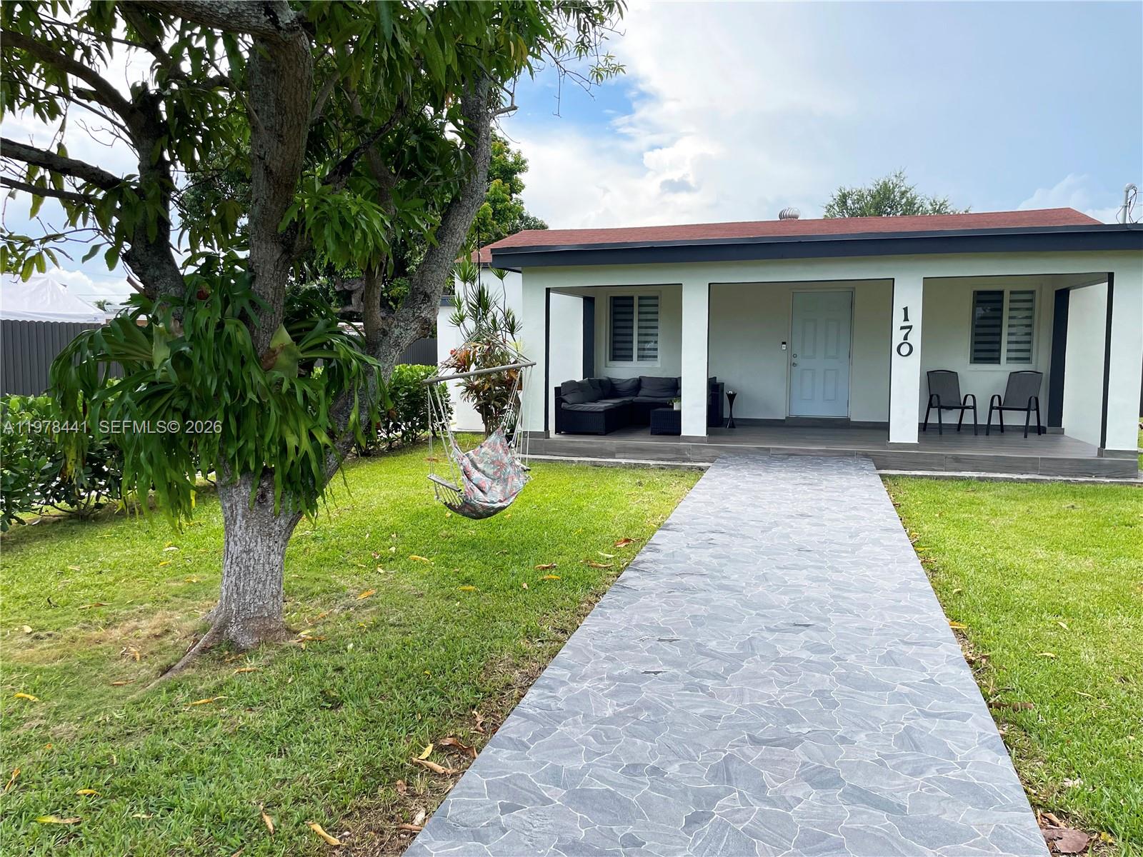 170 Southwest 63rd Court Miami, FL 33144 - Photo 3 of 29