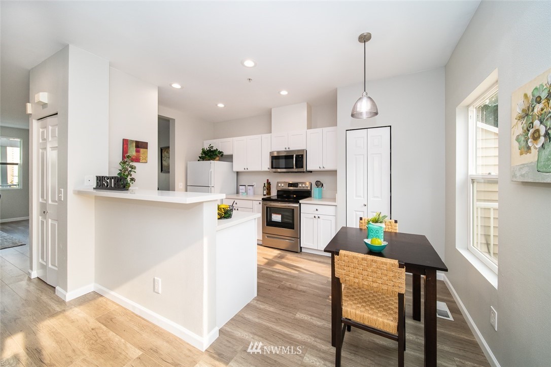 16226 119th Place Northeast Bothell, WA 98011 - Photo 16 of 35 Gallery Image 16