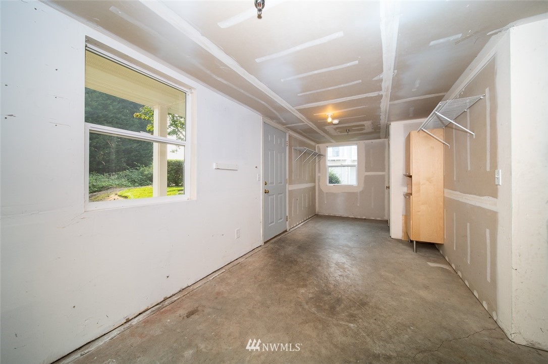 16226 119th Place Northeast Bothell, WA 98011 - Photo 33 of 35 Gallery Image 33