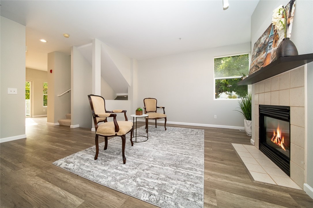 16226 119th Place Northeast Bothell, WA 98011 - Photo 6 of 35 Gallery Image 6