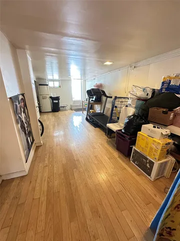 $818,000 | 47-32 207th Street | Bayside