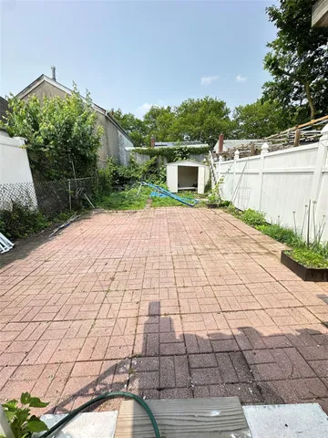 $818,000 | 47-32 207th Street | Bayside