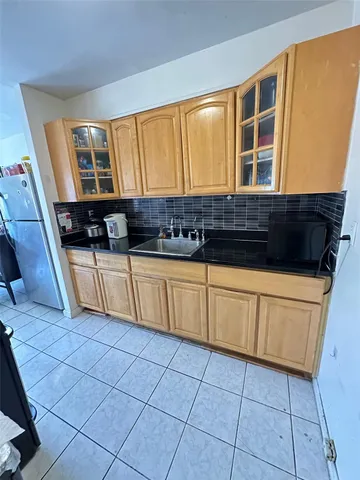 $818,000 | 47-32 207th Street | Bayside