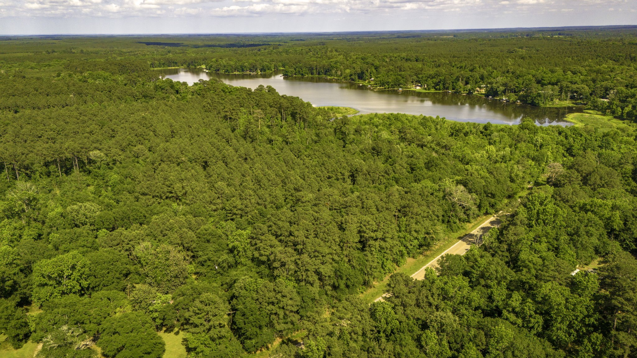 129 County Road 3160 Colmesneil, TX 75938 - Photo 30 of 40 Minutes from Lake Amanda & Lake Tejas for fishing, swimming, and recreation.