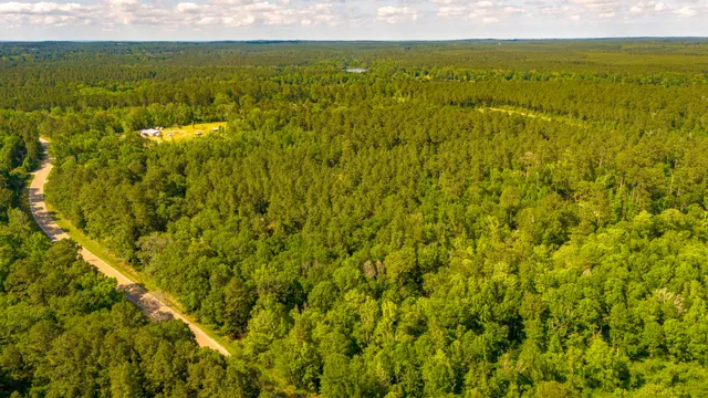 $189,900 | 129 County Road 3160, Colmesneil, TX 75938