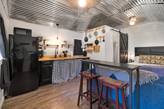 $189,900 | 129 County Road 3160, Colmesneil, TX 75938