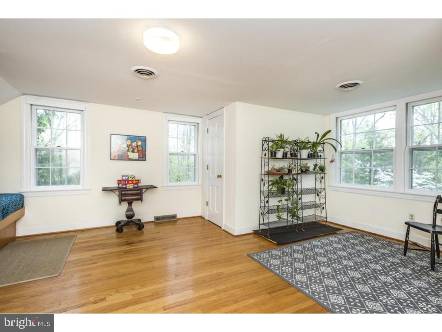 33 Stuart Close Princeton, NJ 08540 - Photo 22 of 25 Gallery Image 22