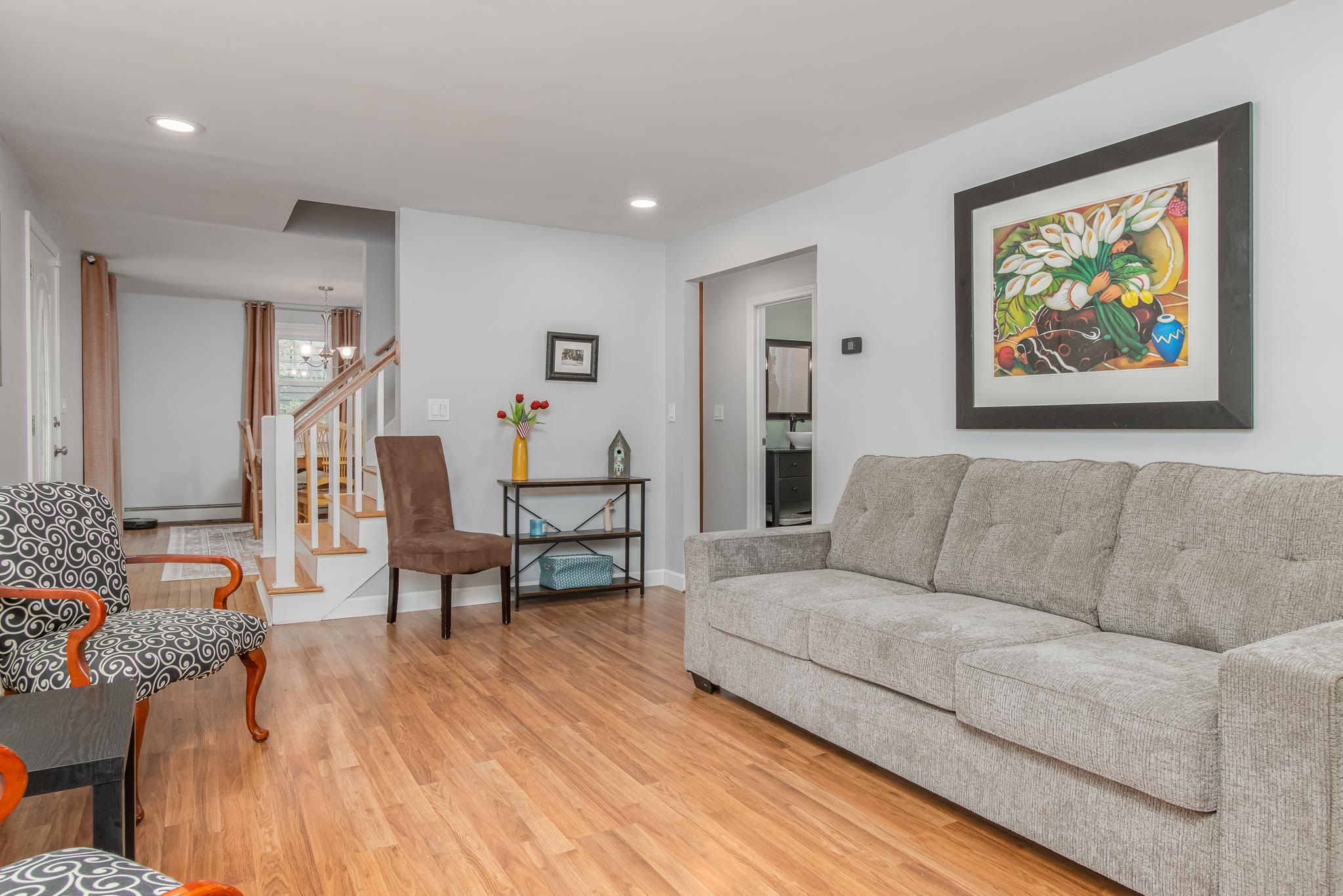 68 Benjamin Street Manchester, NH 03109 - Photo 6 of 37