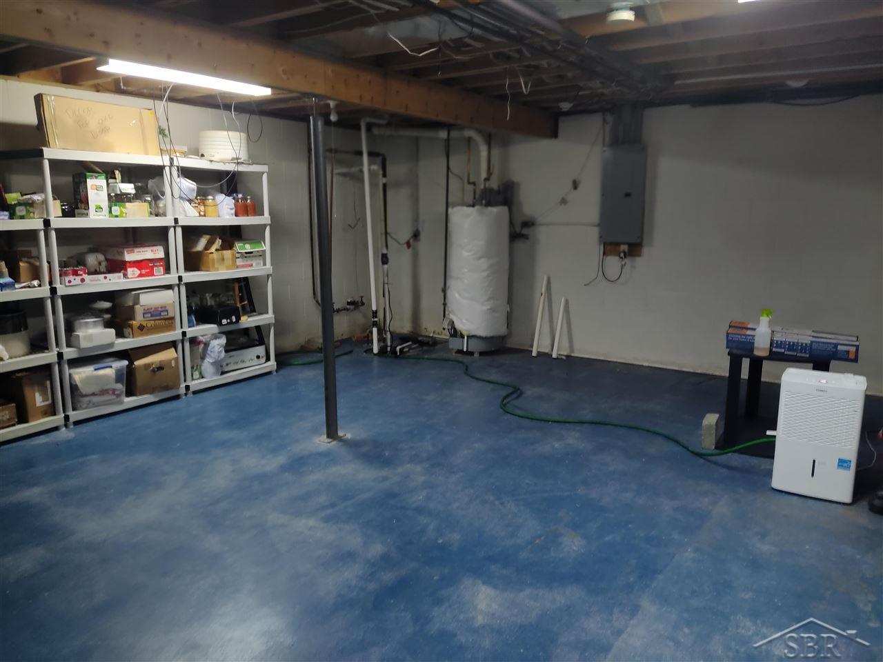 3805 Pierce Road Saginaw, MI 48604 - Photo 13 of 16 50072767-12.JPG