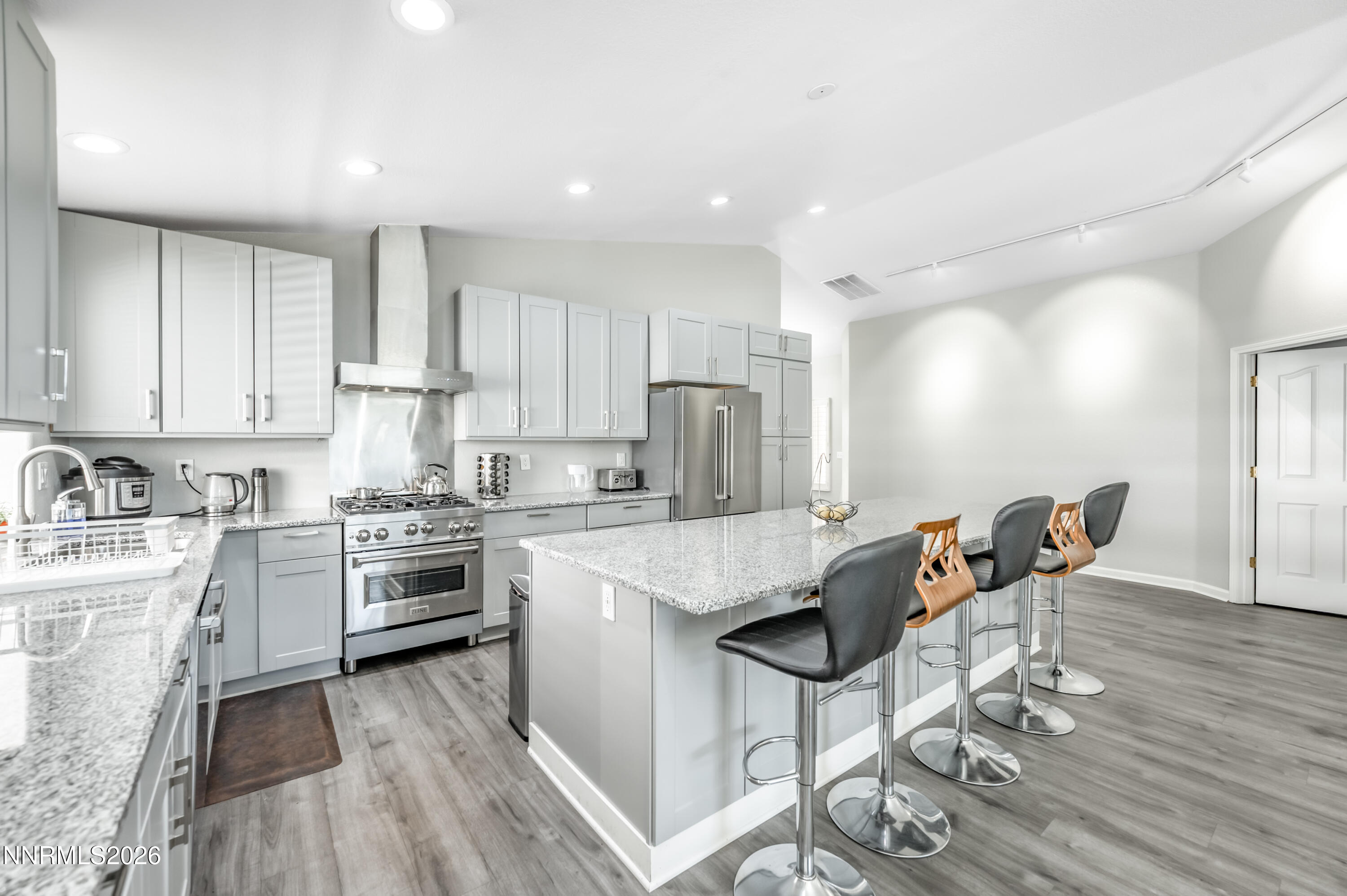 2540 Granite Springs Road Reno, NV 89519 - Photo 7 of 42 G-1024