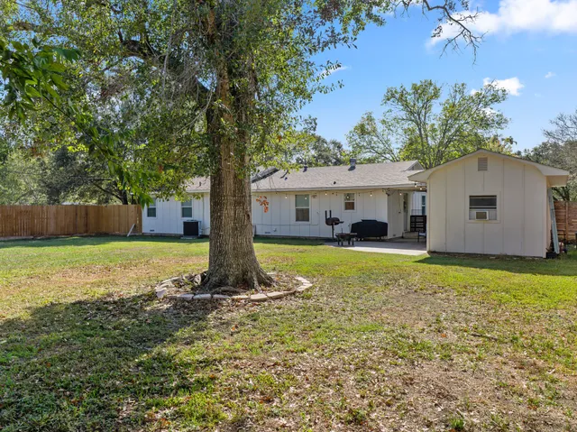 $249,000 | 804 Peach Street, El Campo, TX 77437