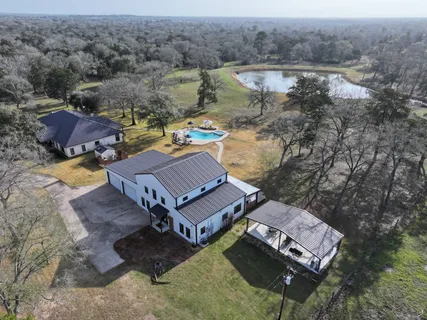 $3,800,000 | 1094 Dunlavy Road, Cat Spring, TX 78933