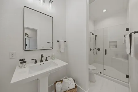 $3,800,000 | 1094 Dunlavy Road, Cat Spring, TX 78933