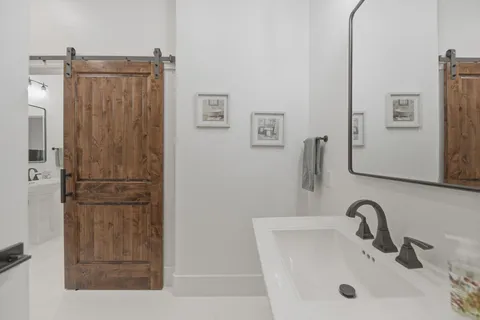 $3,800,000 | 1094 Dunlavy Road, Cat Spring, TX 78933