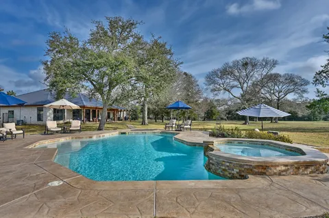 $3,800,000 | 1094 Dunlavy Road, Cat Spring, TX 78933