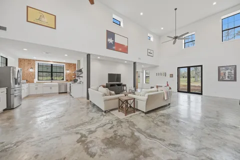 $3,800,000 | 1094 Dunlavy Road, Cat Spring, TX 78933