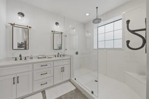 $3,800,000 | 1094 Dunlavy Road, Cat Spring, TX 78933