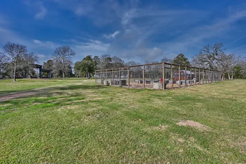 $3,800,000 | 1094 Dunlavy Road, Cat Spring, TX 78933