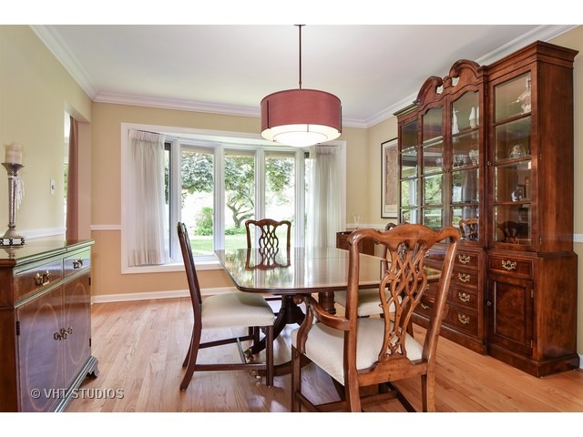 2 Old Valley Road Rolling Meadows, IL 60008 - Photo 7 of 17 a view of a dining room with furniture window and outside view